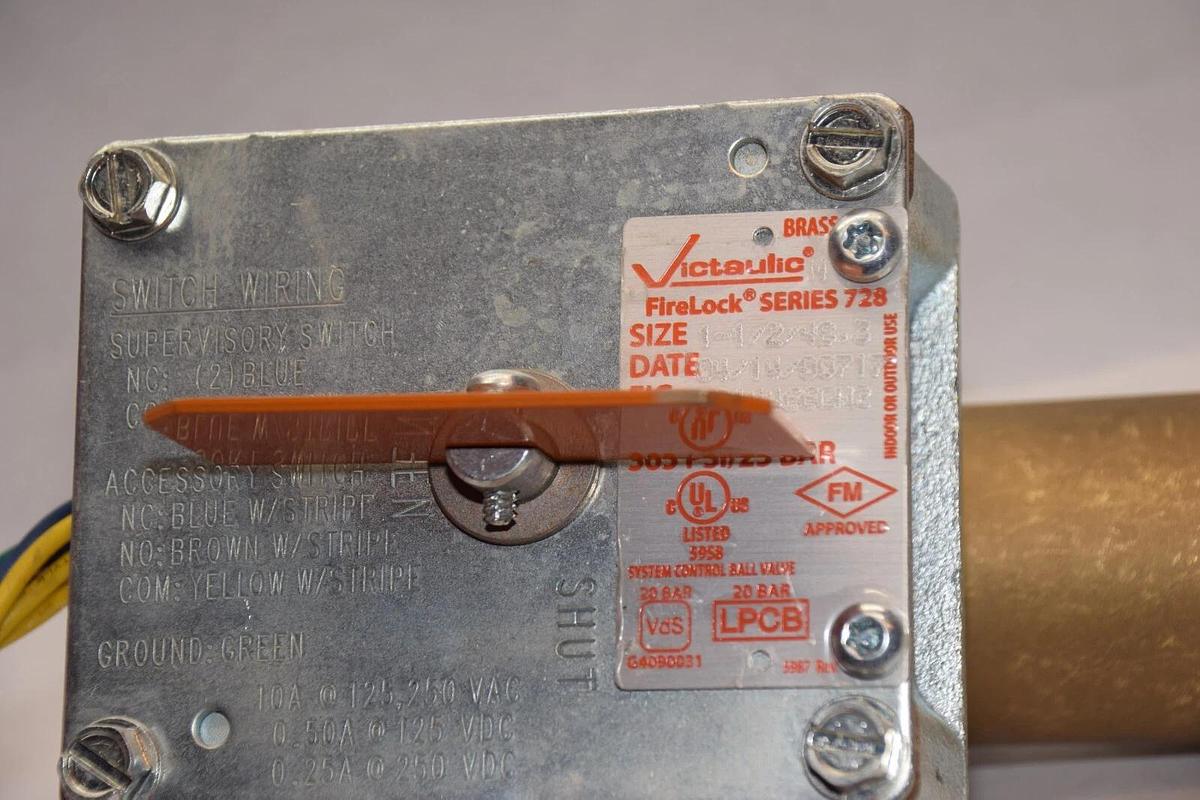 Used VICTAULIC 1-1/2 , 1-1/2/48.3 FireLock Ser. 728 Ball Valve W/ Supervisory Switch
