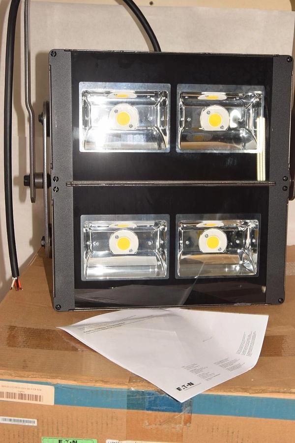Eaton Lumark NFFLD-L-C100-D-UNV-66-Y-CB 120-277v  255/247w LED (NEW)