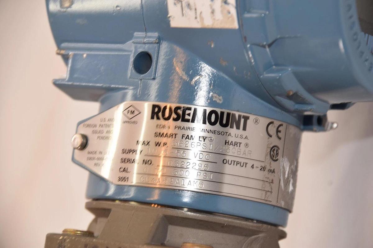 Used ROSEMOUNT 3051CD4A52A1AM5 3626psi 250Bar Smart Pressure Transmitter *No Rear Cap