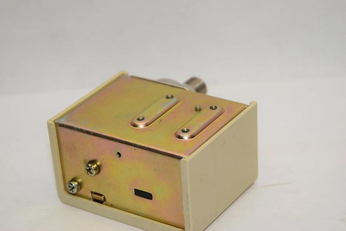 (NEW) JIN YUN P6A-1/4 125-250Vac Pressure Switch