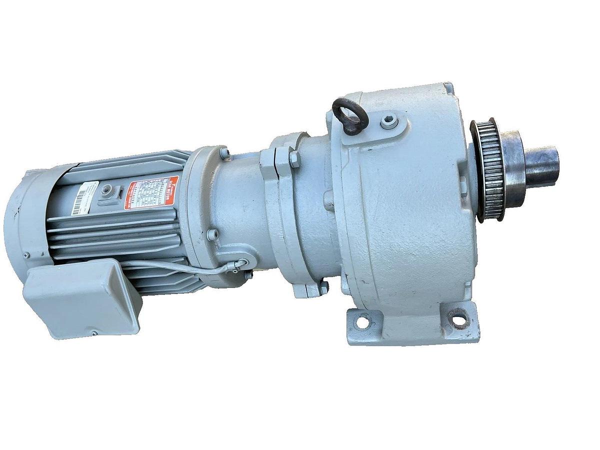 Used Tsubaki GMS220L10CB GEARMOTOR 1:10 Ratio 3ph 240v 2.2 KW