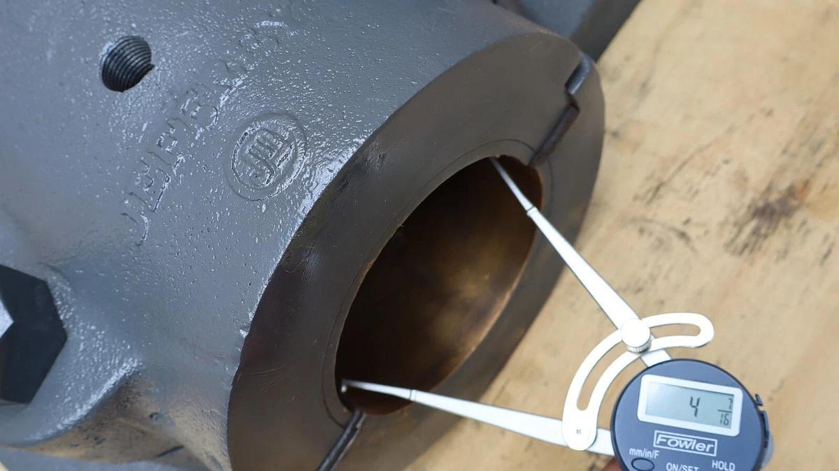 Jeffrey 4 Bolt Split Sleeve Bearing Housing 4-7/16" 4 7/16  67978 67979 13" NOS