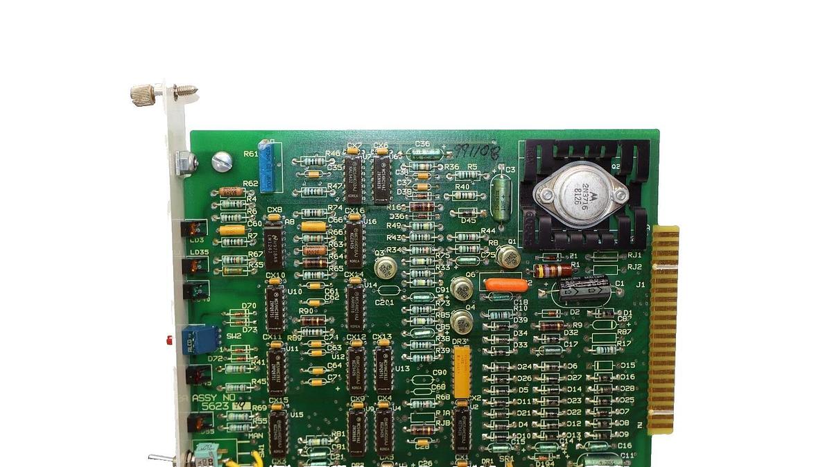 Used MASTER CONTROL SYSTEMS EC-CL ECCL Control Logic Board Card 562399