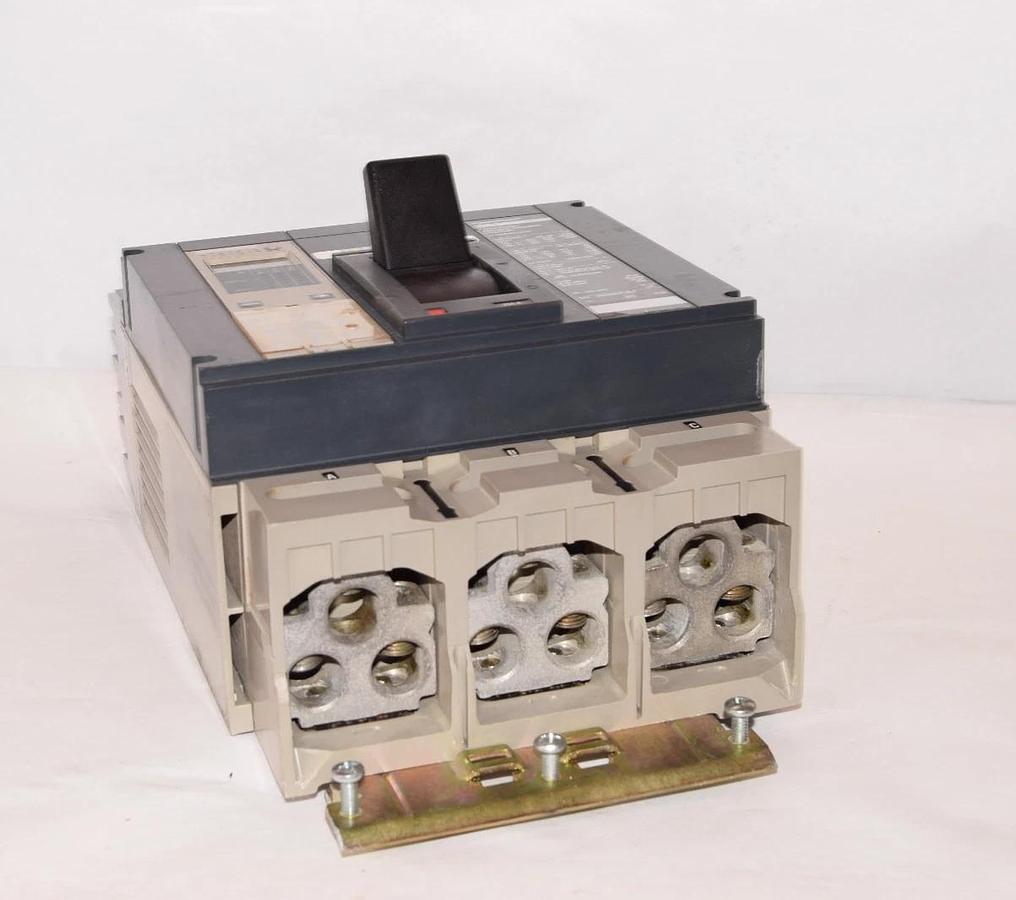 Refurbished Square D PowerPact 250A Circuit Breaker PL250 PLA34025CU44A PLA34025 250 Amp 3P