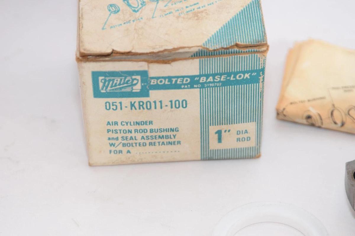 (NEW) MILLER 051-KR011-100 1" Dia Bolted Base-Lok Seal Kit