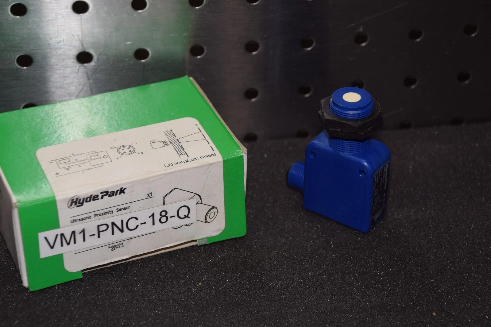 HYDE PARK VM1-PNC-18-Q VM1-PNC-Q 12...24VDC 100mA PROXIMITY SENSOR NEW