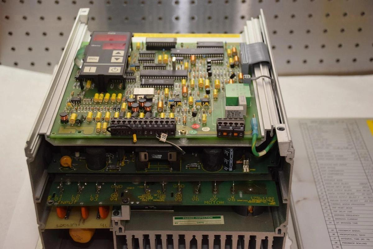 DANFOSS VLT Type 3003, 175L1020 VSD 440/500V