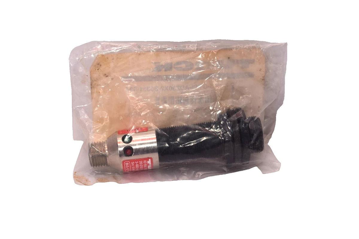 (NEW) TURCK BI 5-GT18-ADZ30X2-B3331/S34 20-250Vdc 400mA Inductive Sensor