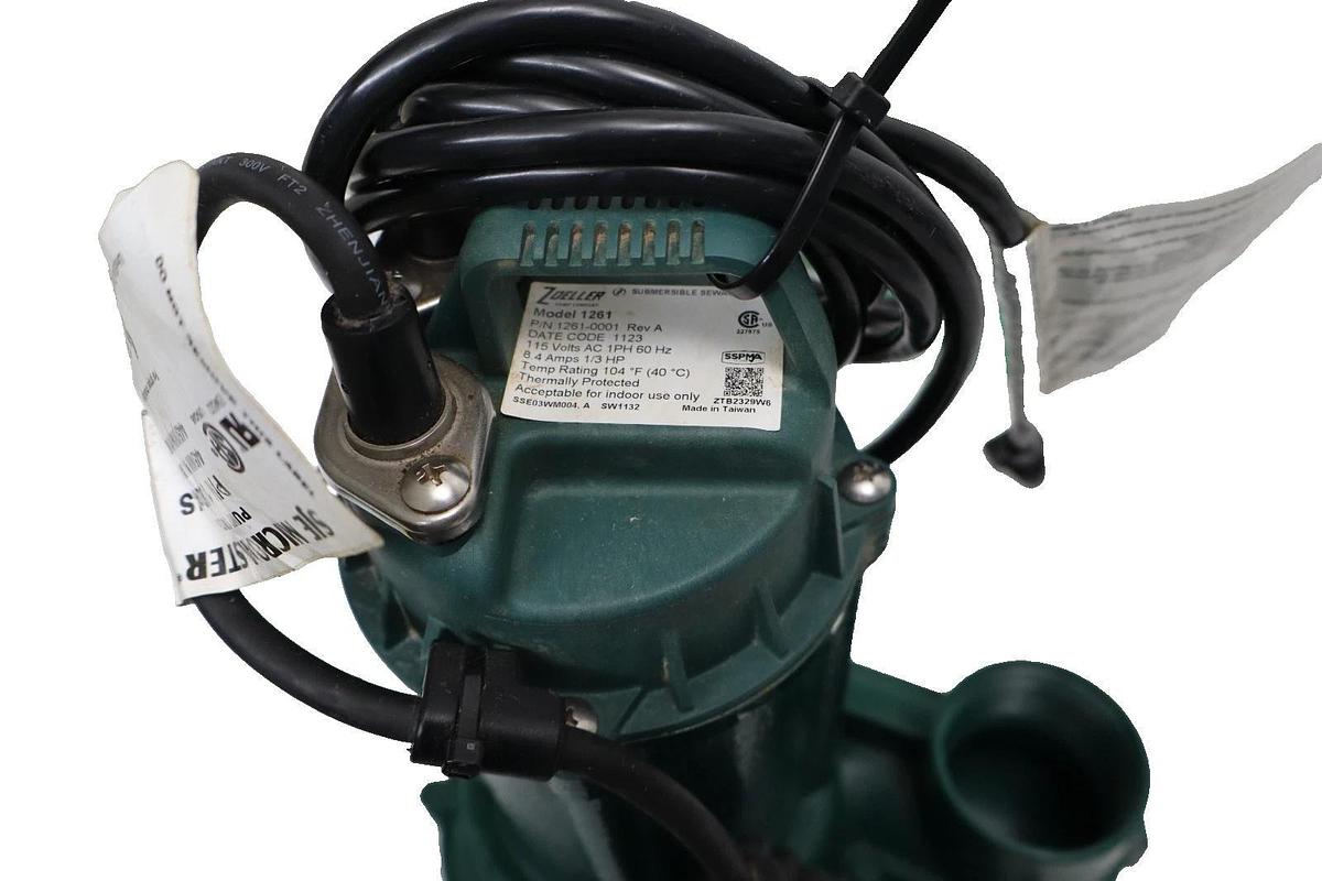 Used Zoeller Submersable Sewage Pump 1261-0001 1261 Rev A 1/3hp 115v 1P 8.4A 2" NPT