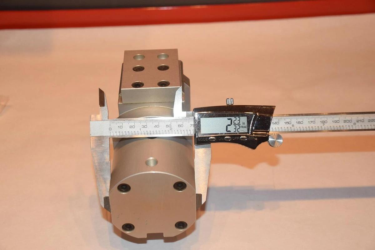 Used CKD HFP PNEUMATIC GRIPPER  1-3/4" - 3-1/4"