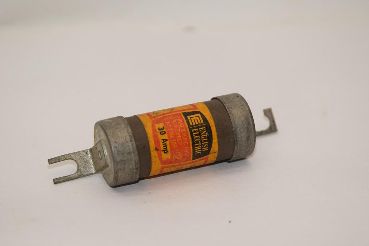 (NEW) ENGLISH ELECTRIC CIA 30 30A 30 Amp 600V Bolt On Fuse