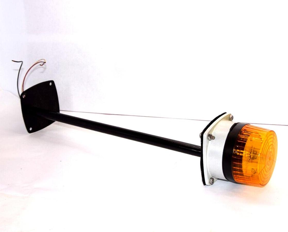 Used TESCOR TECHNOLOGY 59251 20-28Vdc .175A Amber Strobe Light With Alarm