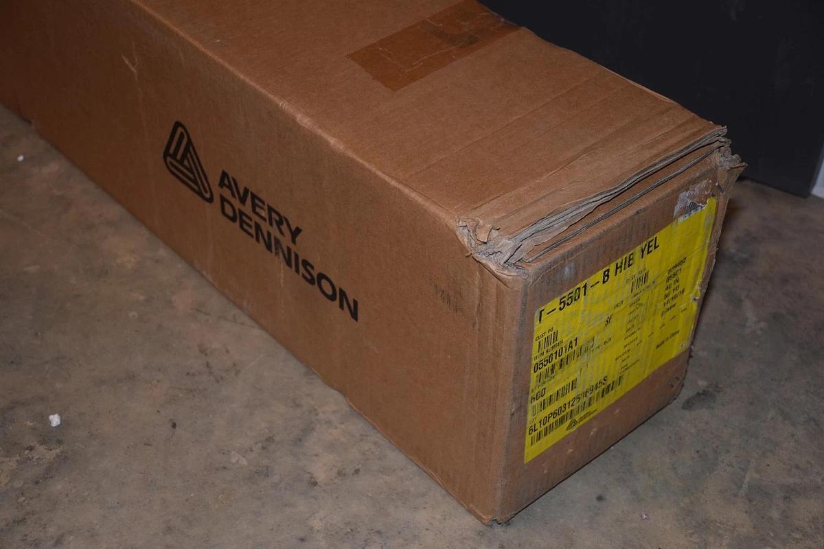 AVERY DENNISON OMNICUBE Reflective YELLOW 0550101A1  50YD 600 Sq Ft T-5501-B 3M