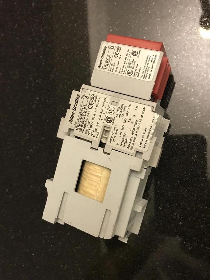 Used ALLEN BRADLEY 100S-C09DJ05C Contactor  100c09z as-is