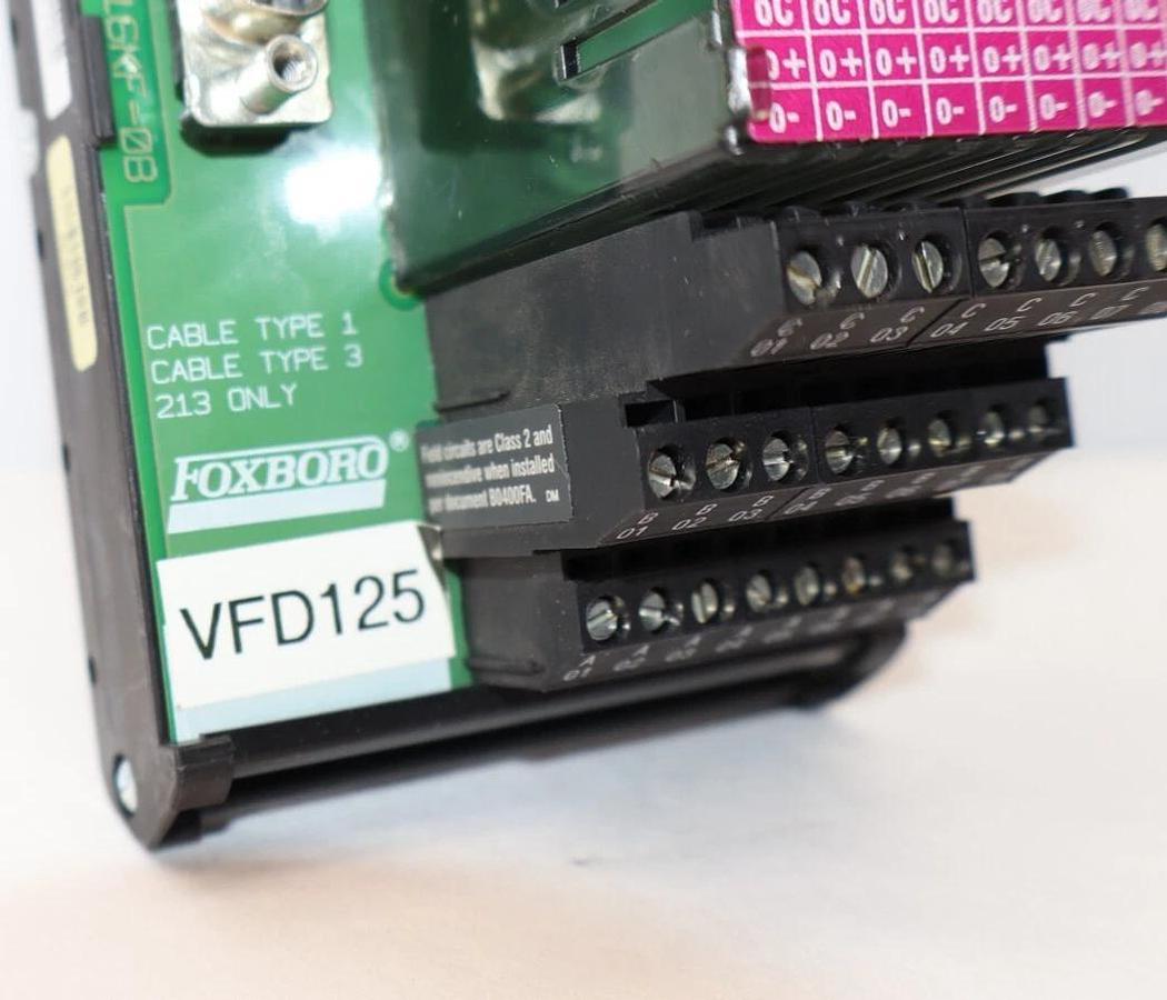 Used FOXBORO INVENSYS FBM237 P0916CC 0C RY1439 0-20mA Red. Ready 8 8pt Output Module