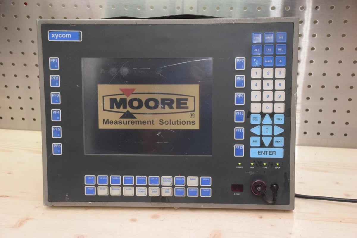 Used XYCOM OPERATOR INTERFACE, PM101683E, PM101683 E
