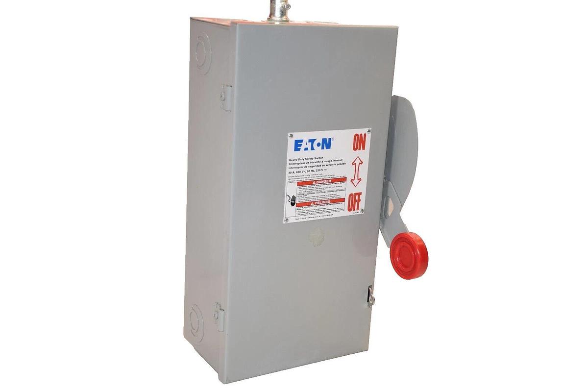 Used CUTLER HAMMER EATON Heavy Duty Safety Switch DH361UGK 30Amp 600V 3 Pole