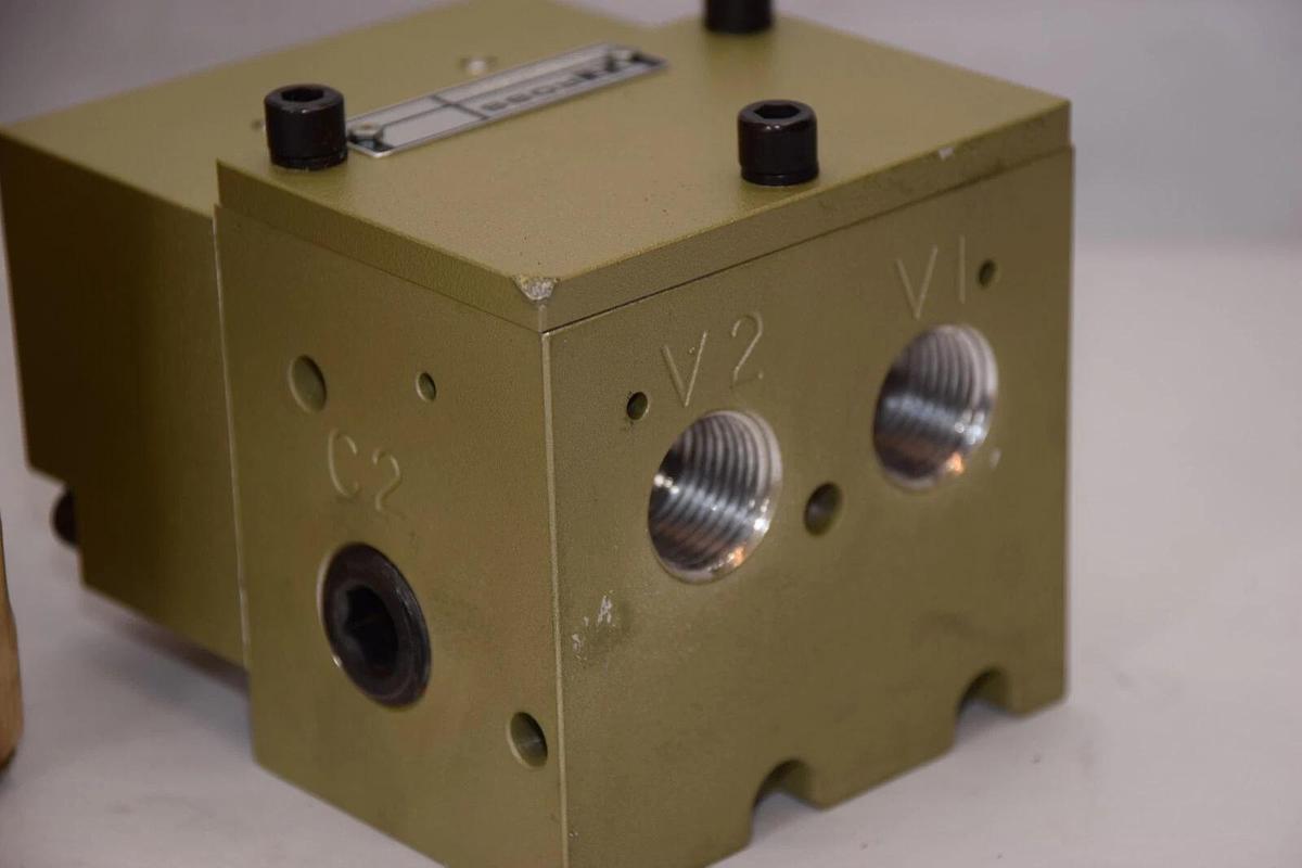 (NEW) ROSS 2768C4904 1/2 PO Check With Manual Blowdown Valve Control Valve