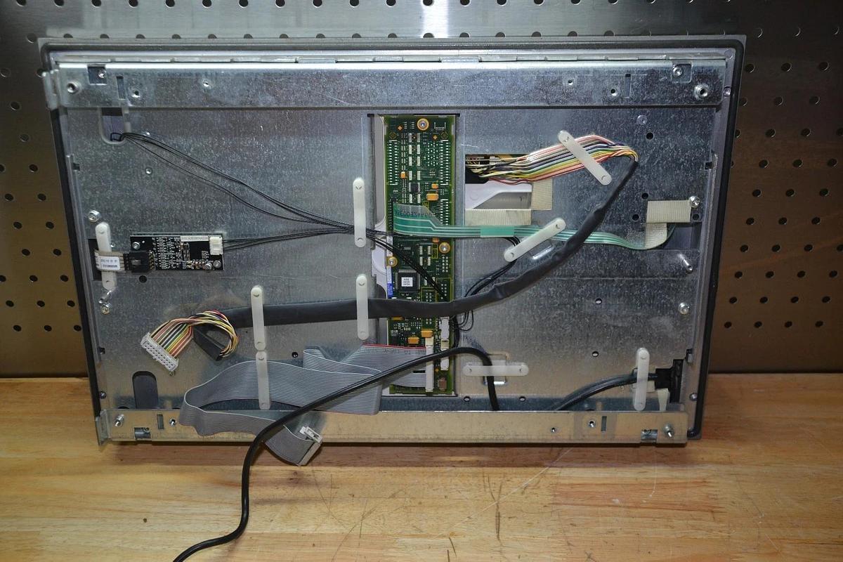 Used SIEMENS SIMATIC TOUCH PANEL 15T 15" Front U284.00.003.210  J515.112N06