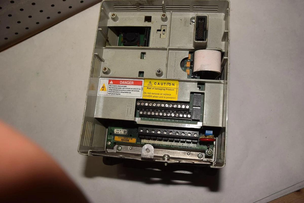 Used ALLEN BRADLEY 20AD5P0AYNNNNN 3HP 400V Drive missing front cover Sold AsIs