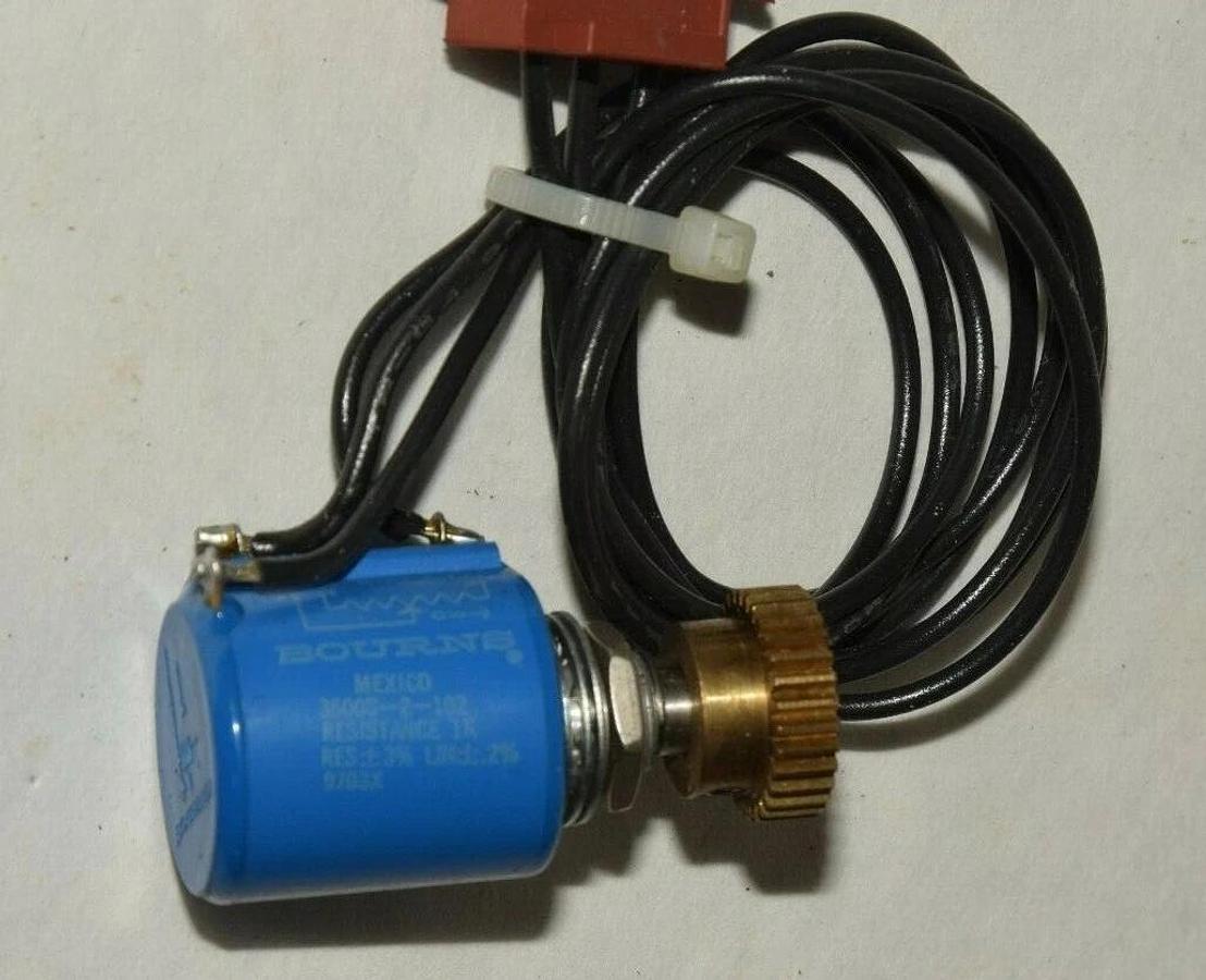 Used BOURNS 3500S-2-102 3500S2102 Potentiometer