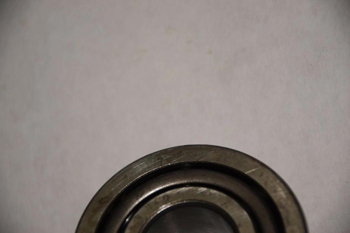 SKF 5305 BEARING NEW