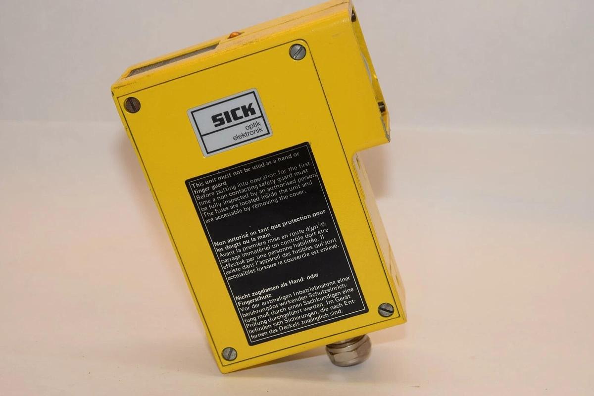 Used SICK Photoelectric Receiver WSU 25-100 WSU25100 220/240V 48/62Hz 12Va