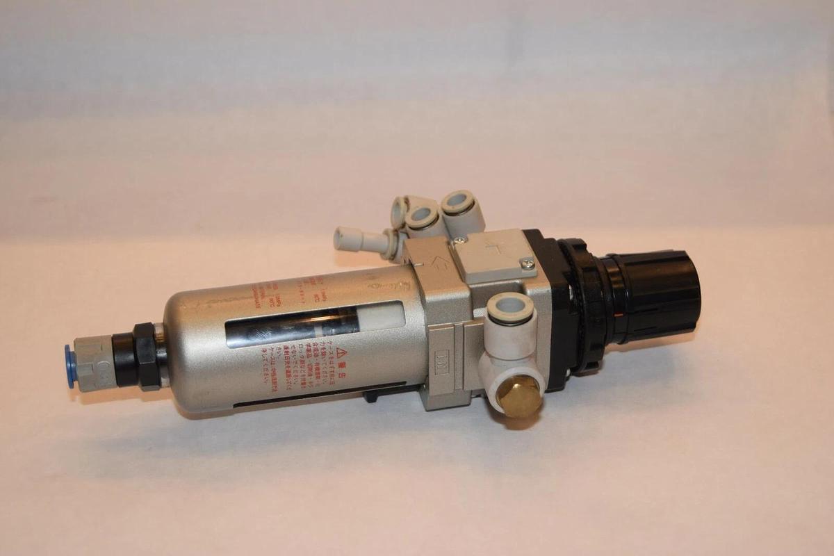 Used SMC AW30-02BC 0.05-0.85MPa Filter/Regulator