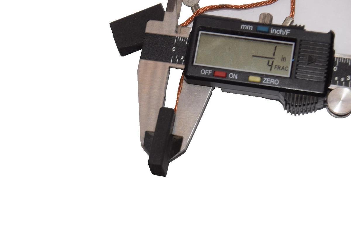 172 Carbon Motor Brush Brushes 1" x 1/4" x 5/8"  (New - Lot of 4)