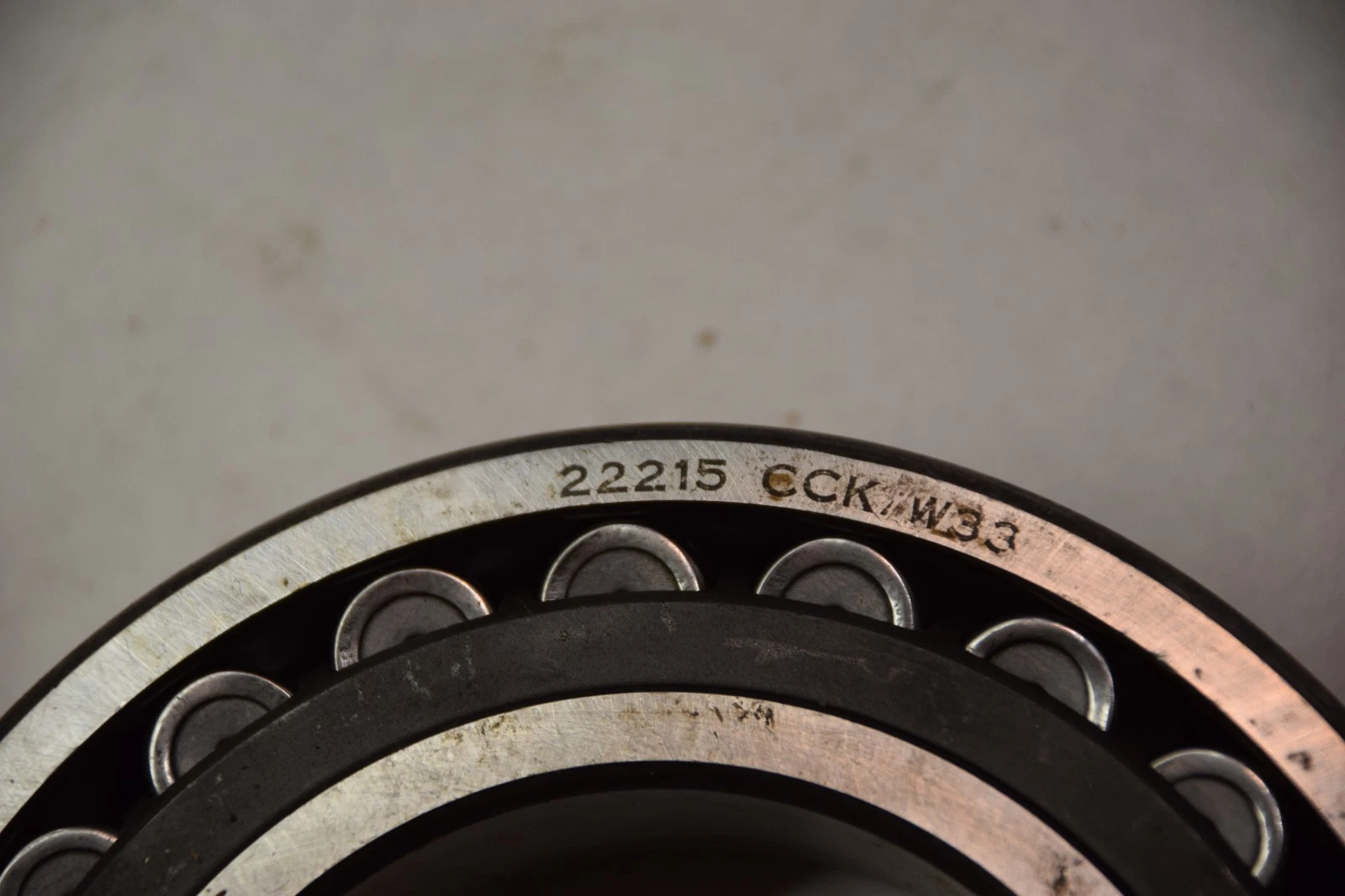 SKF Bearing 22215 CCK/W33 22215CCK/W33 22215-CCK/W33 NEW