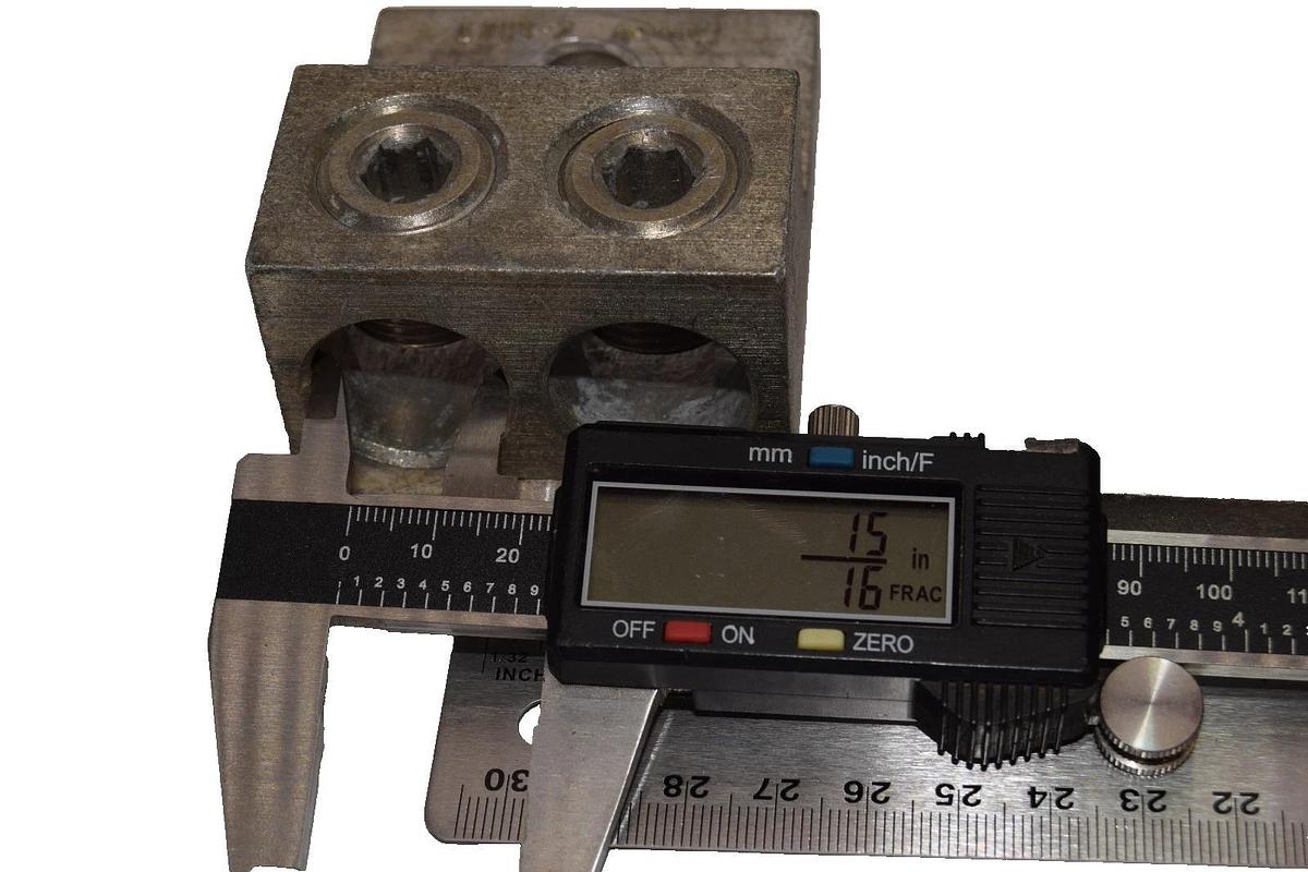 Used Panduit LAM2A 600V One-Hole Two Barrel Mechanical Lug Connector (Lot of 3)