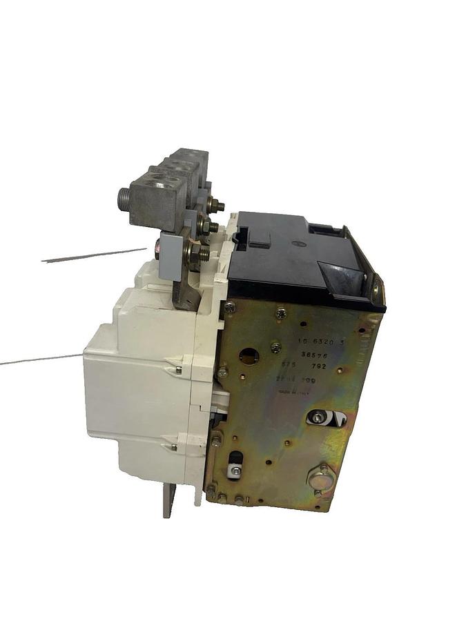 Refurbished Cutler-Hammer C10KN3A SIZE 7 Contactor , C1, 120 Volt coil, 810A, 810 Amp Refurb