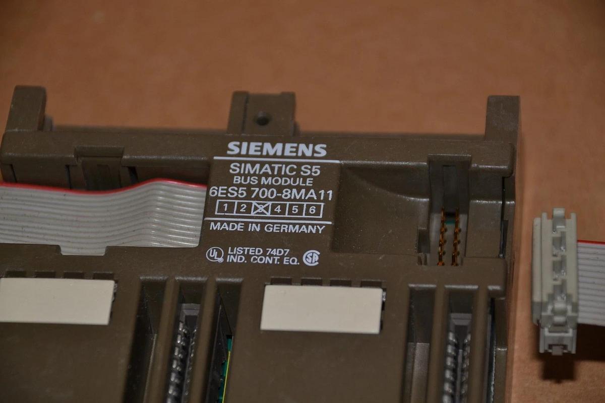 Used (LOT OF 3) SIEMENS SIMATIC S5 6ES5 700-8MA11 BUS MODULE