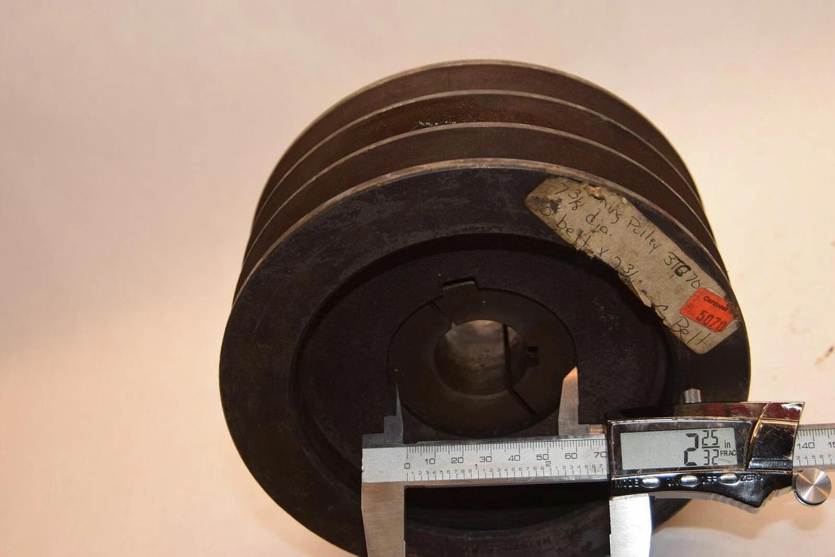 Used BROWNING 3TC70 7-3/8" dia 3 Groove Split Tapered Sheave