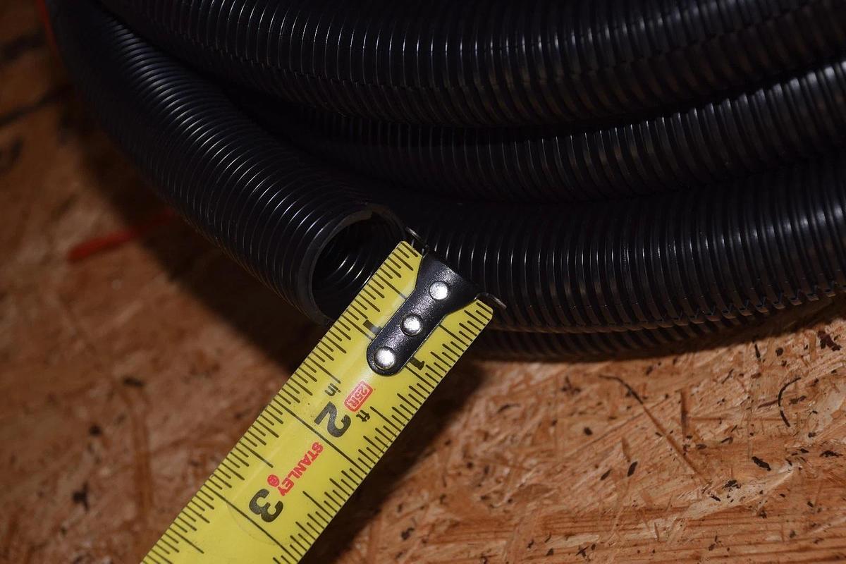 Used Sealproof 1" 100 Ft. Split Wire Loom Conduit  Polyethylene Tubing 125-1000-100