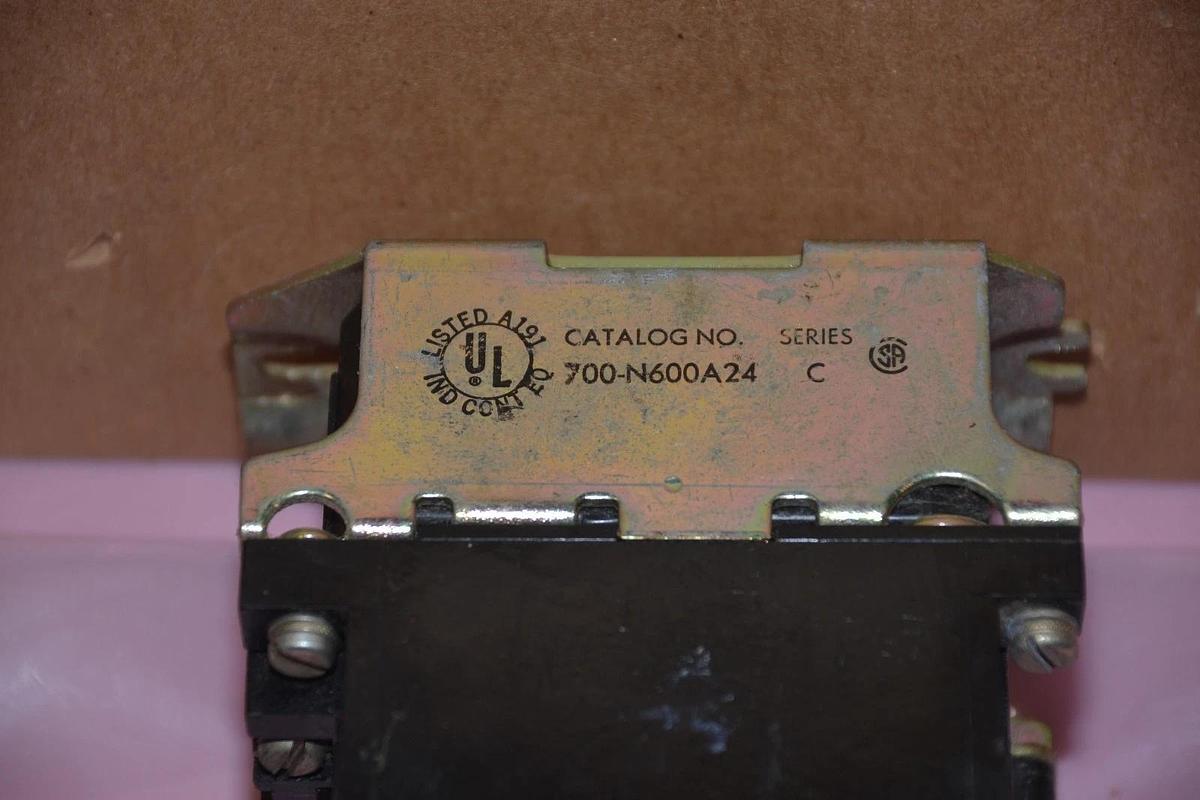 Used ALLEN BRADLEY CONTACTOR 700-N600A24 700N600A24 700 N600A24 SER. C TYPE N