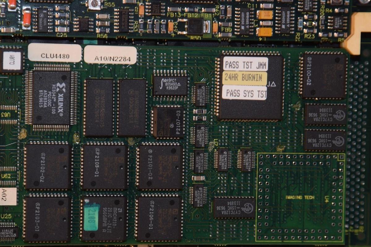 Used ADEPT TEHNOLOGY 10332-00600 CLU4480 A10/N2284 MVB2194 24Hr Burnin VIS Board