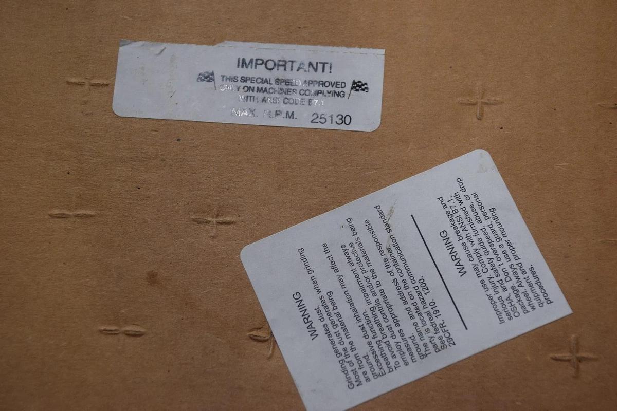 12) NORTON 53A80-KVBE ALUNDUM GRINDING WHEELS 1.900"x1.140"x5/8" NEW