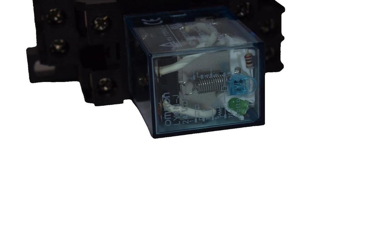 Used OMRON LY2N-J LY2NJ 24vdc 24 Vdc Relay with Base 29Y6H2