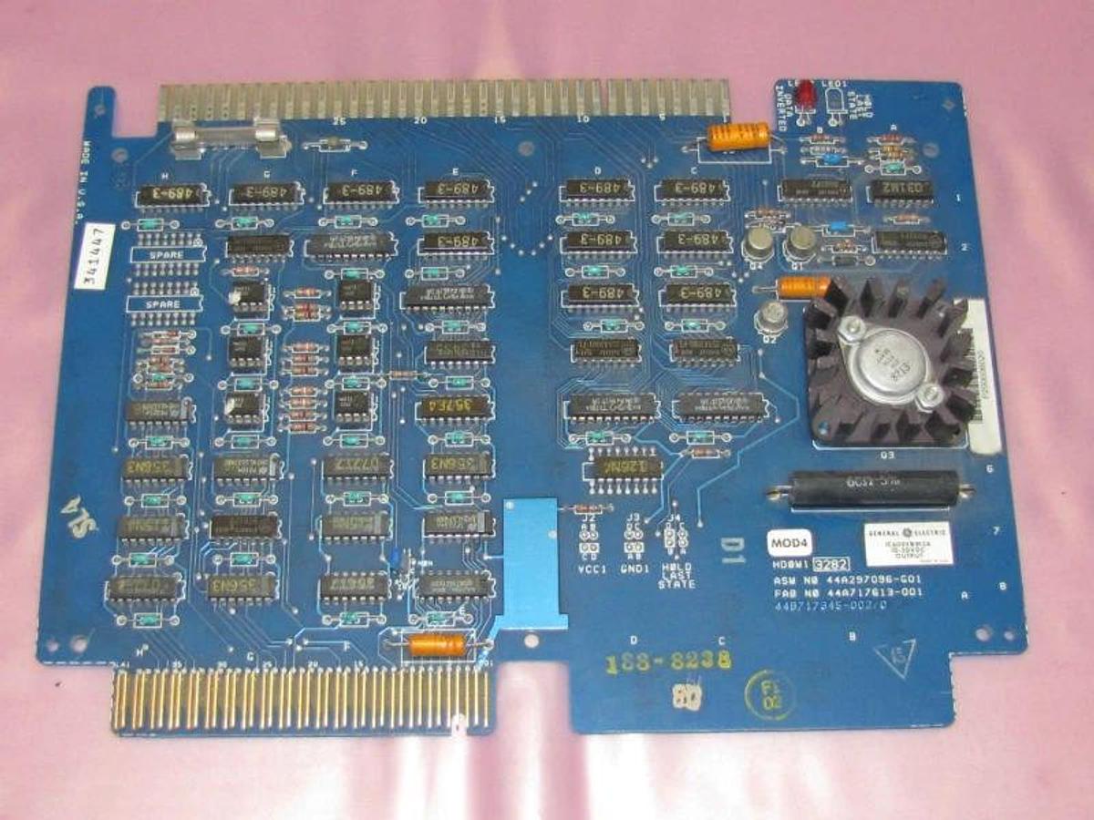 Used GE General Electric Output 44A297096-G01 IC600YB913A