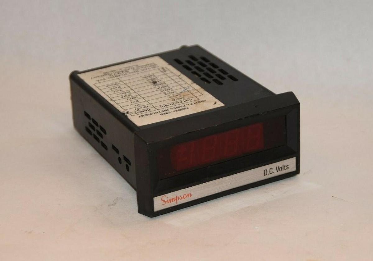 Used SIMPSON ELECTRIC COMPANY 2865 24502 2865-24502 20V Digital Panel Instrument