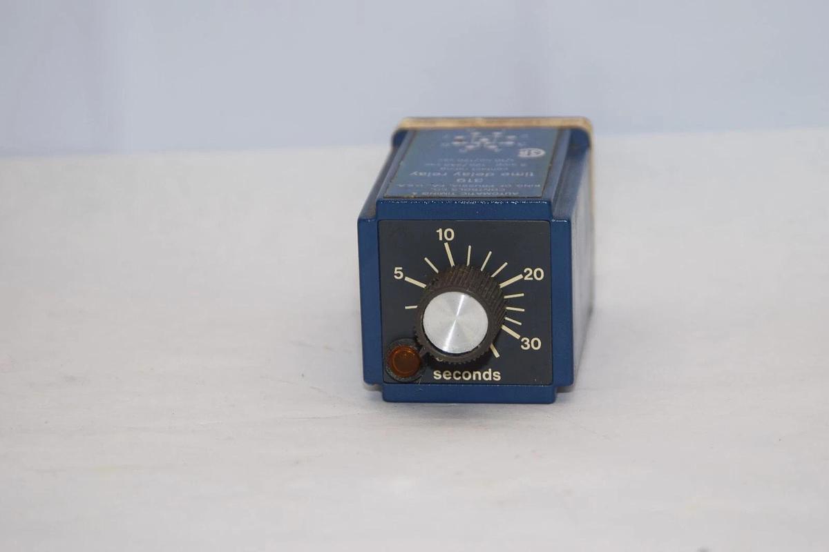 Used AUTOMATIC TIMING & CONTROLS CO. 319 5A 120/240Vac 0-30sec Time Delay Relay