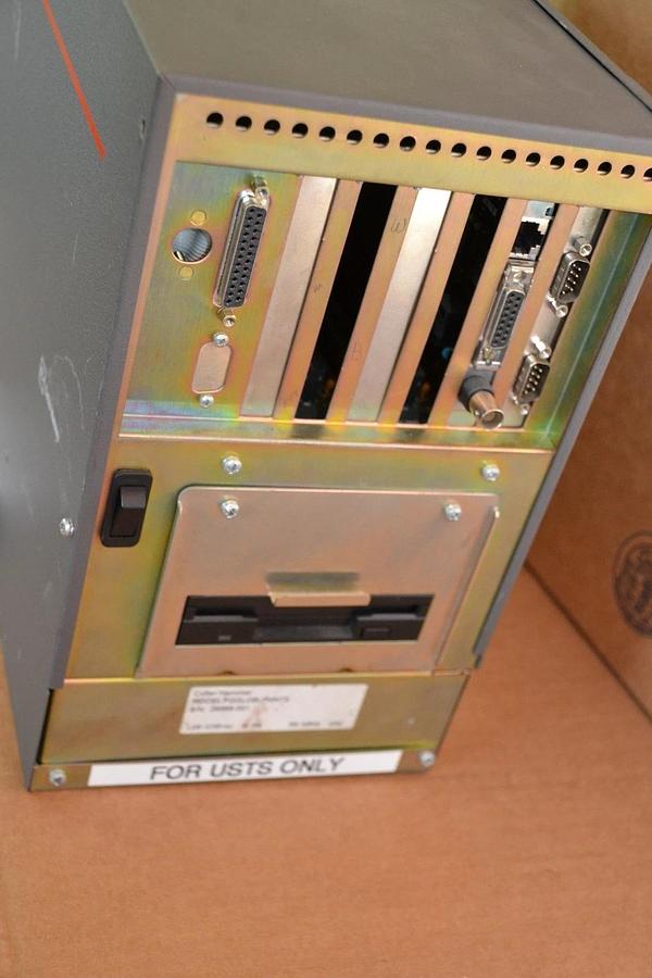 Used CUTLER HAMMER CH INDUSTRIAL COMPUTER PGGGLOBLPMNT2 D736