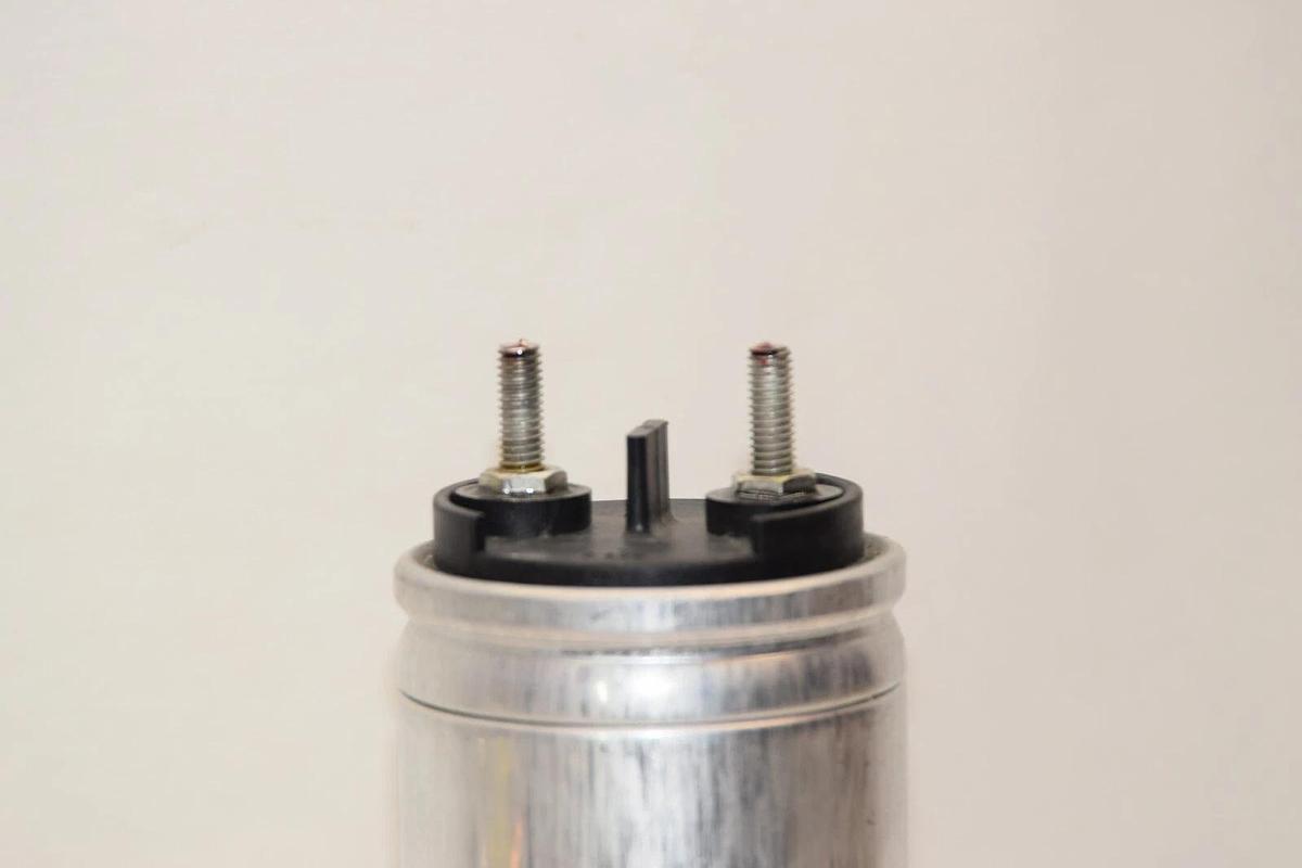 Used EPCOS 12-817416-00 B32361-S5926-A080 92uF 580V -1% +5% Capacitor