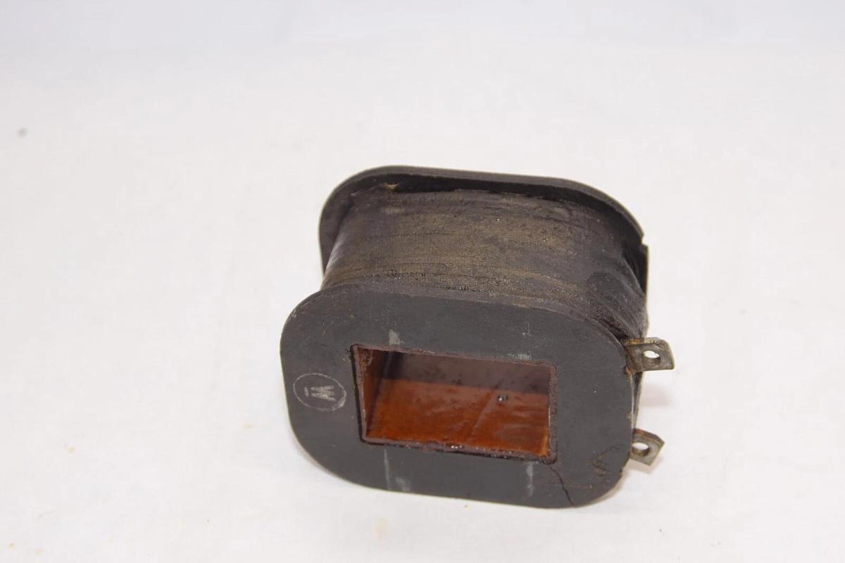 Used WESTINGHOUSE S-1490646-A Type NR 208V 220V 110V 60Cy Coil *Small Crack