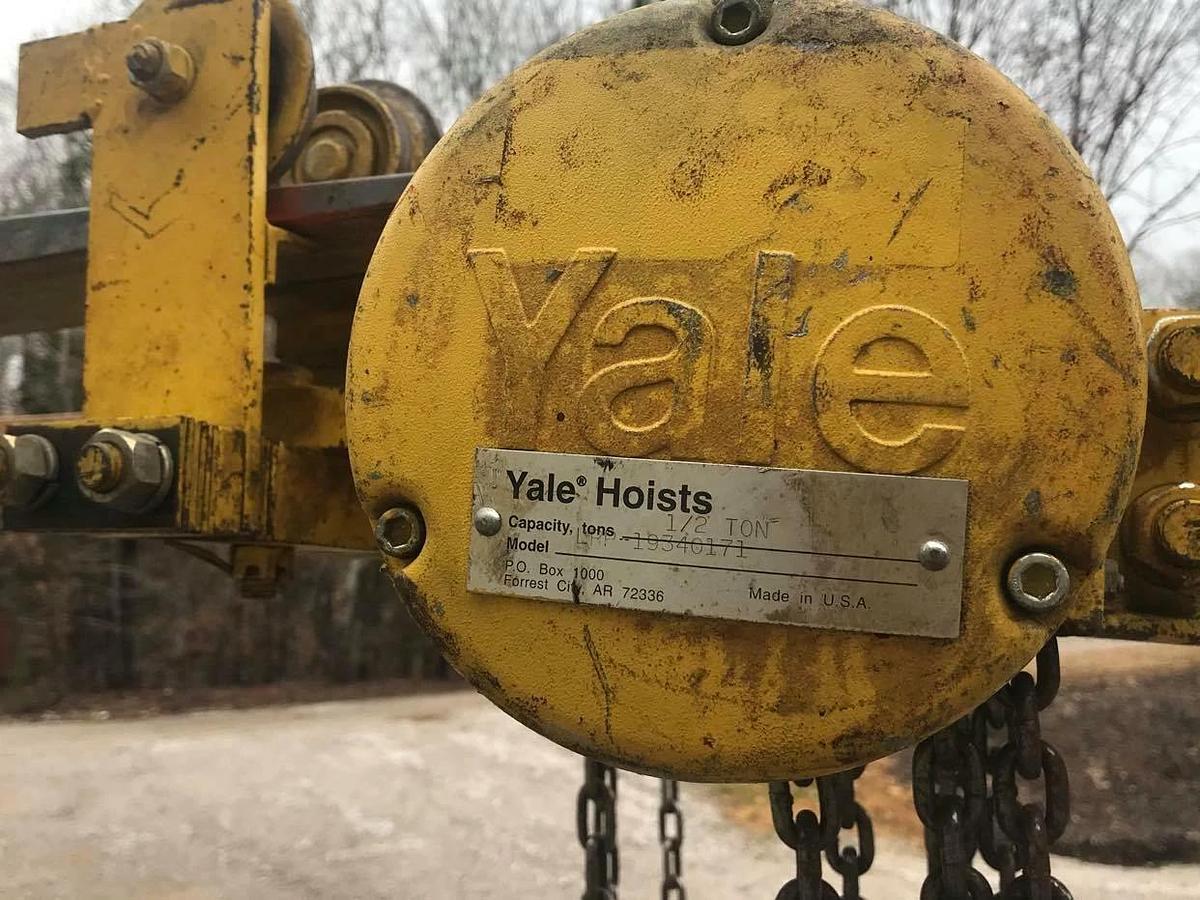 Used Yale 1/2 Ton LRP Manual Trolley Industrial Chain Hoist  12’ drop LRP-19340171