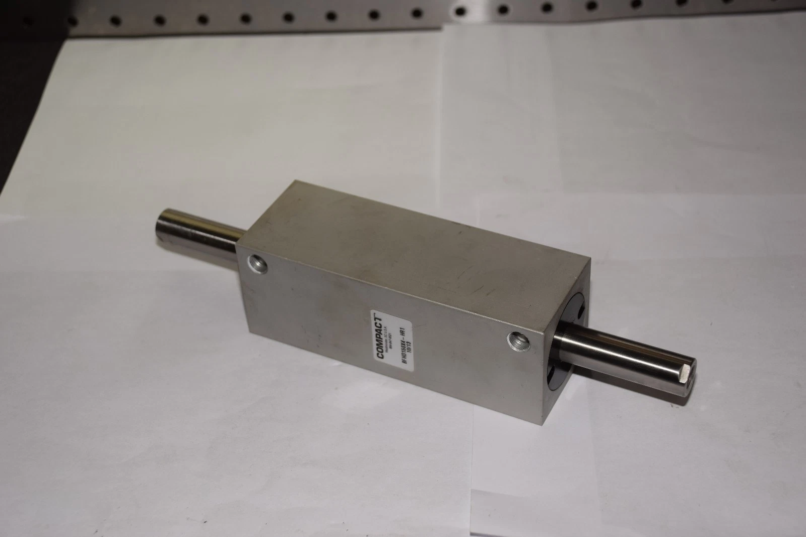 Used COMPACT BFHD158X4-HR1 10/13 PNEUMATIC CYLINDER