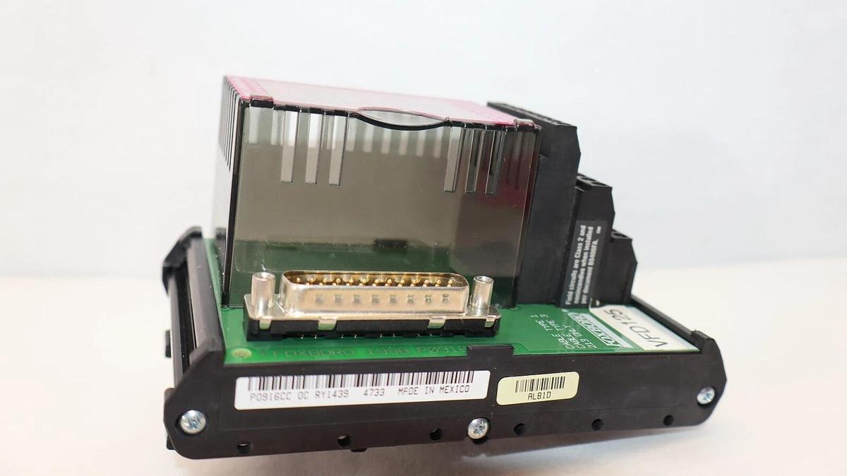 Used FOXBORO INVENSYS FBM237 P0916CC 0C RY1439 0-20mA Red. Ready 8 8pt Output Module