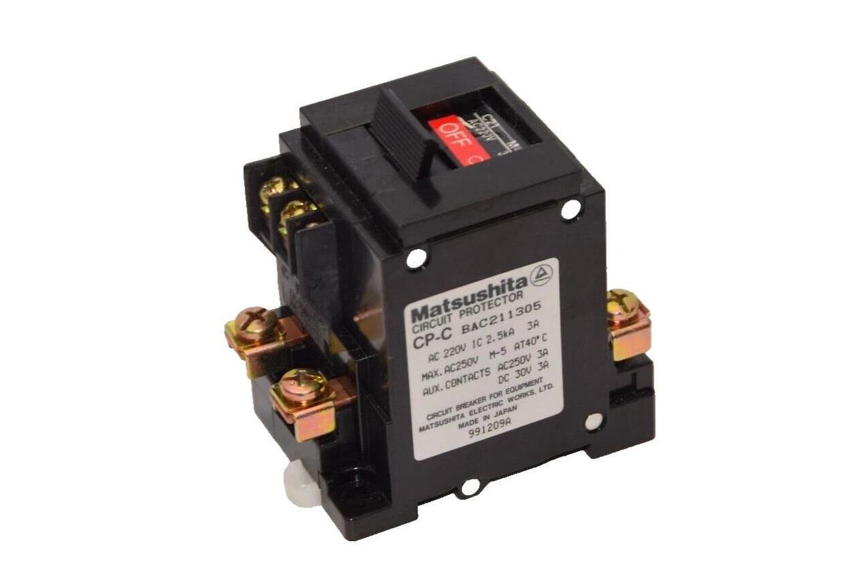 Used (Lot of 2) MATSUSHITA CP-C / BAC211305 220V  2.5kA 3Amp Circuit Protector