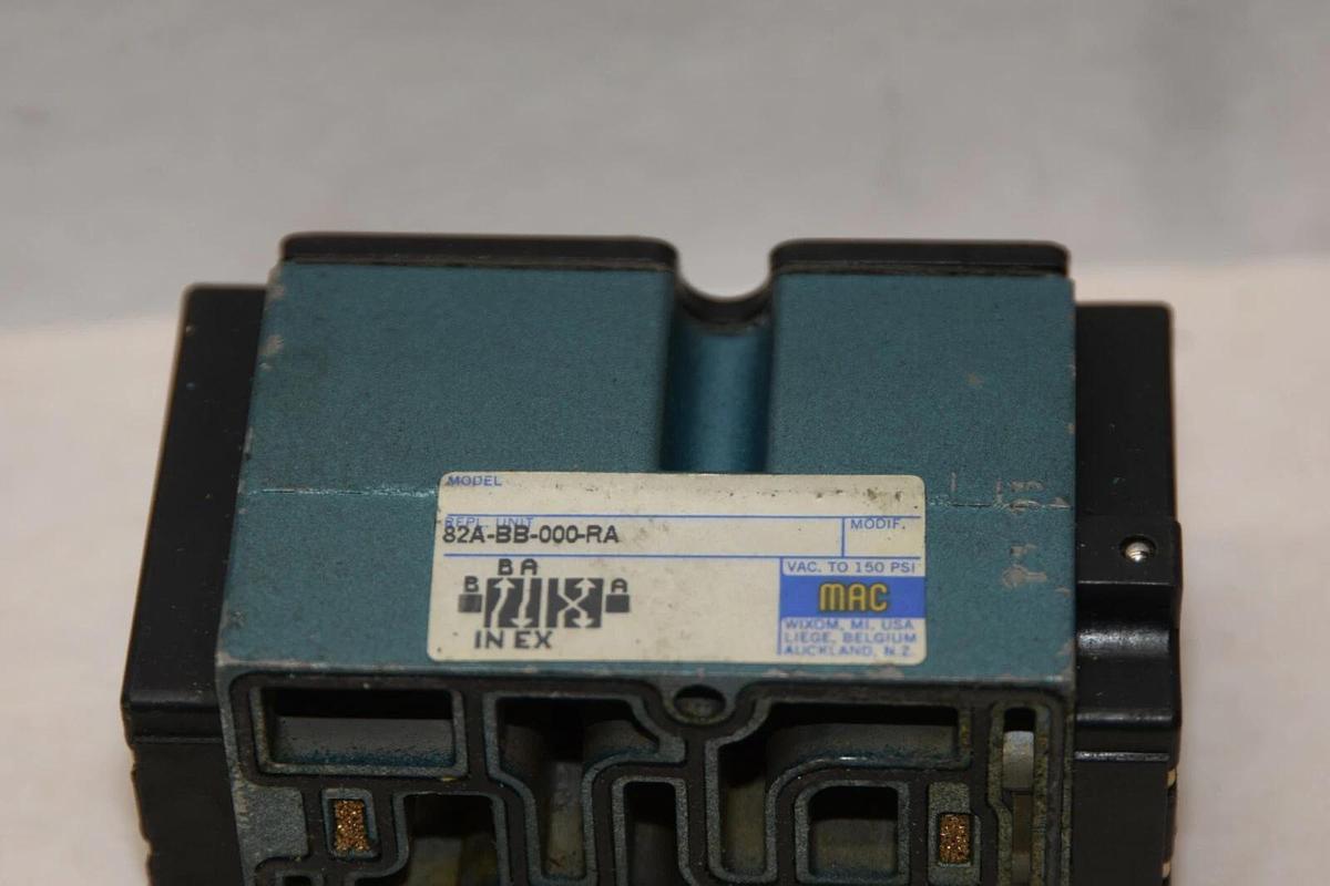 Used MAC VALVES 82A-BB-000-RA 15psi Remote Air Valve